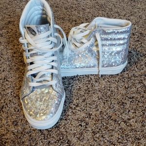 Van's hologram shoes